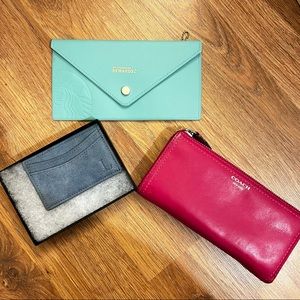 USED Coach Wallet/Saks Cardholder
